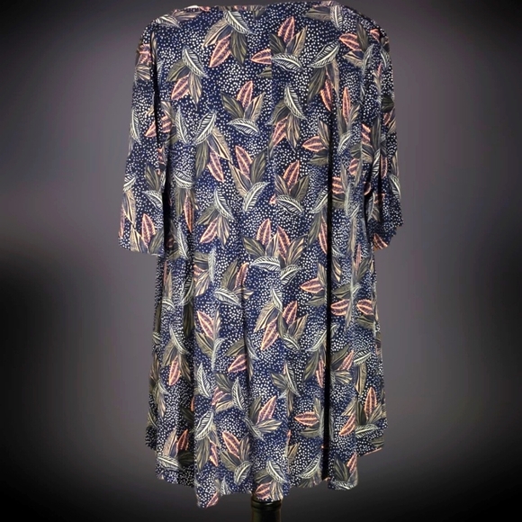 Curvy Boutique Tunic / Dress Leaf Print 3/4 Sleeves Women size 3XL - Picture 4 of 9